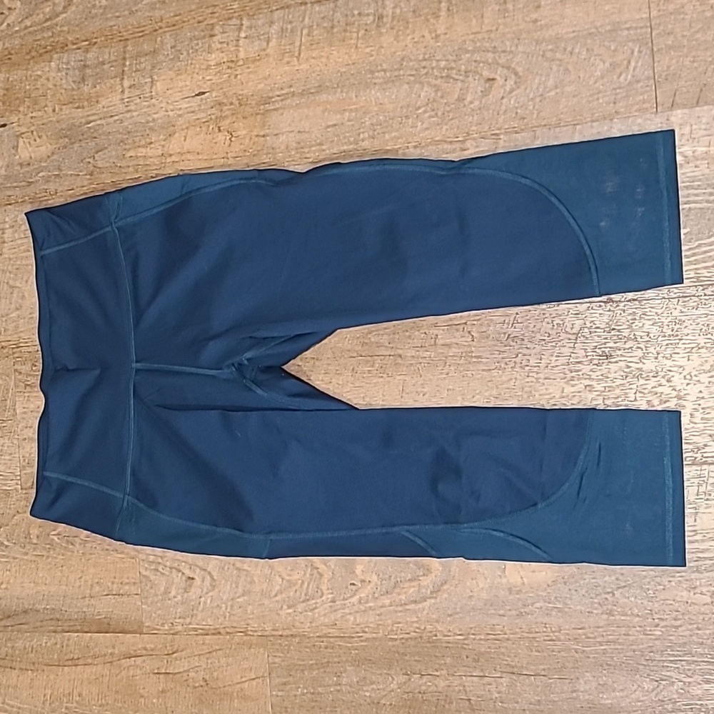 A1. All in motion Athletic capris XL